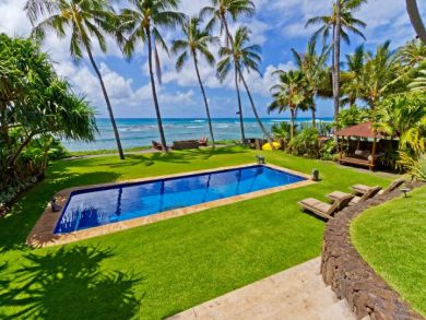 Diamond Head  Beachfront Luxury Vacation Rental Home